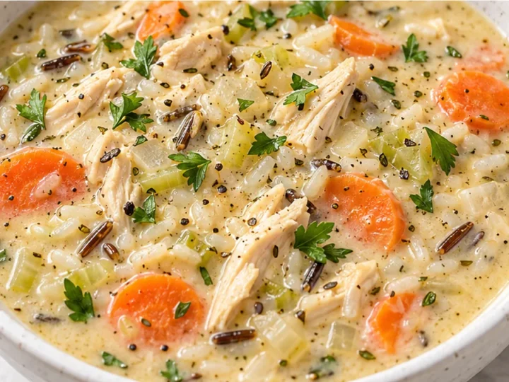 Golden Chicken & Rice Soup