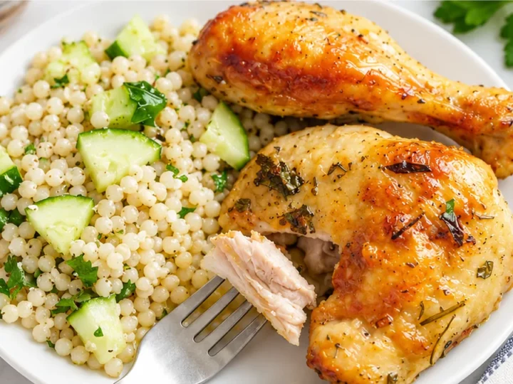 Juicy Greek Lemon Herb Chicken