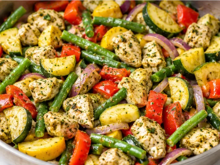 Pesto Chicken & Veggies in 20 Minutes!